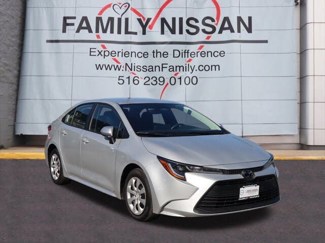 2025 Toyota Corolla LE FWD