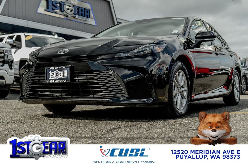 2025 Toyota Camry LE FWD