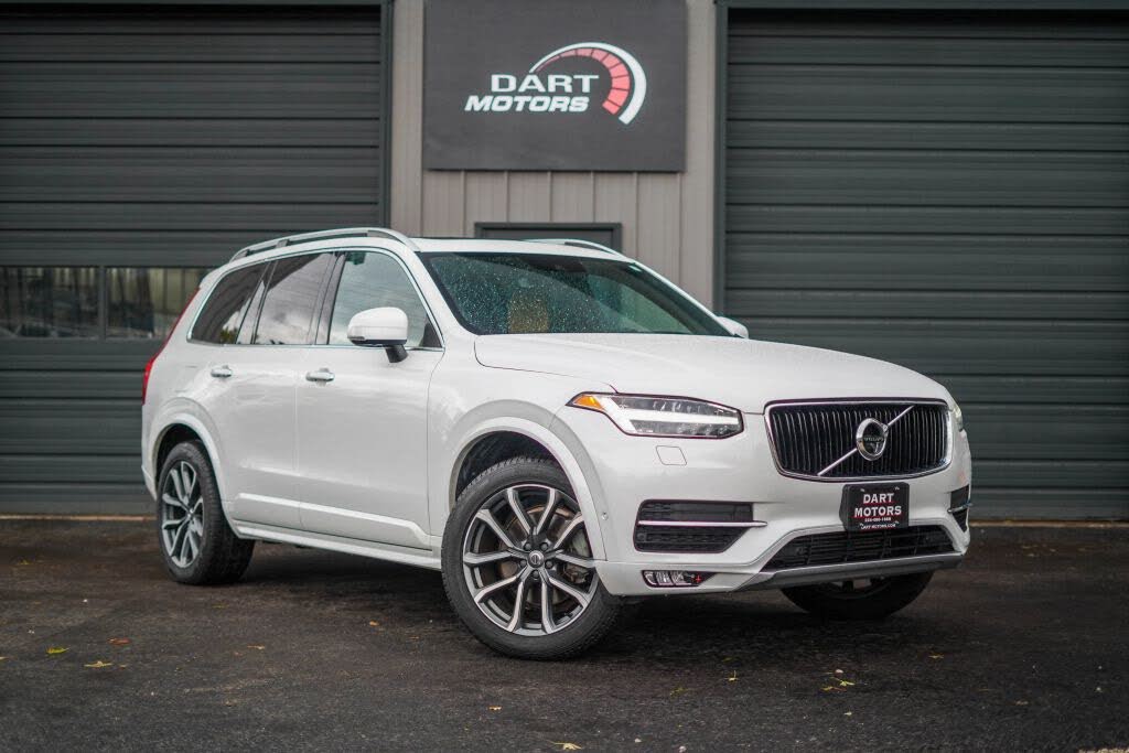 2019 Volvo XC90 T6 Momentum AWD