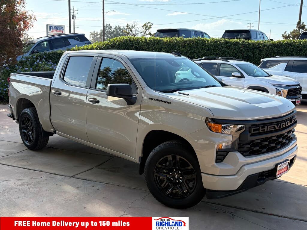 2026 Chevrolet Silverado 1500 Custom Crew Cab RWD