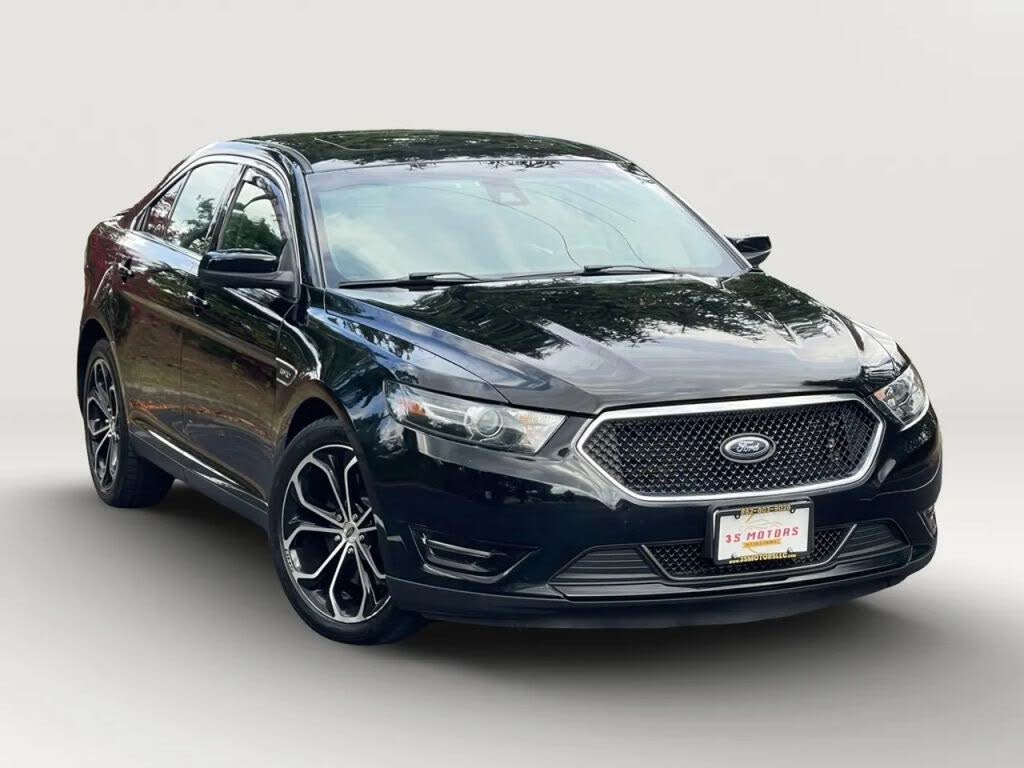 2016 Ford Taurus SHO AWD