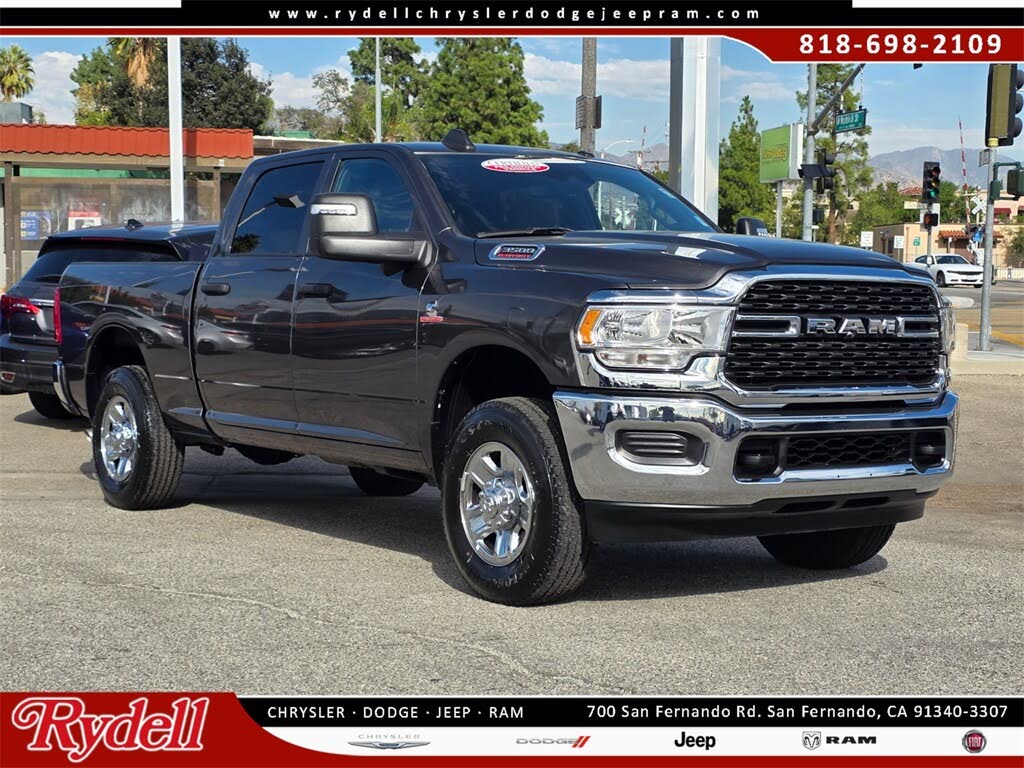 2024 RAM 3500 Tradesman Crew Cab 4WD