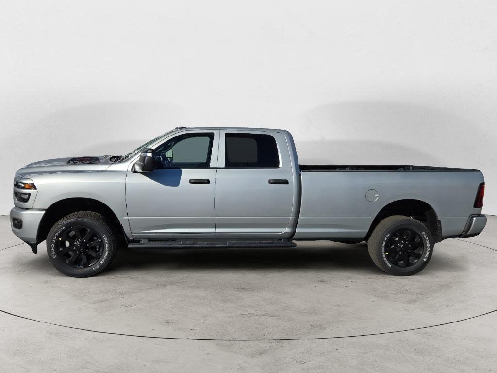2026 RAM 2500 Tradesman Crew Cab LB 4WD