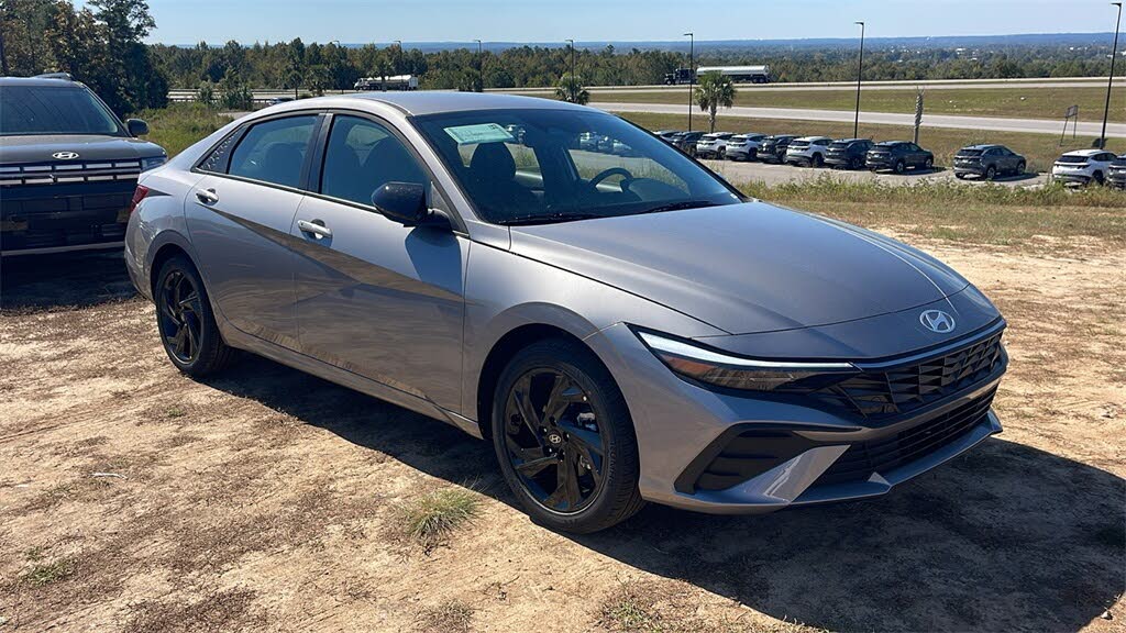 2026 Hyundai Elantra SEL Sport FWD