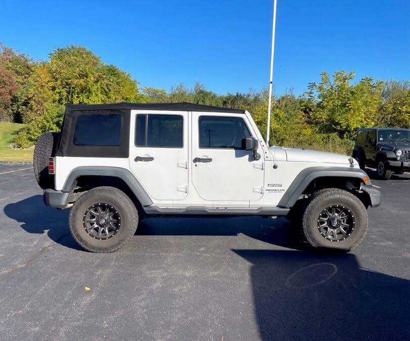 2015 Jeep Wrangler Unlimited Freedom Edition 4WD
