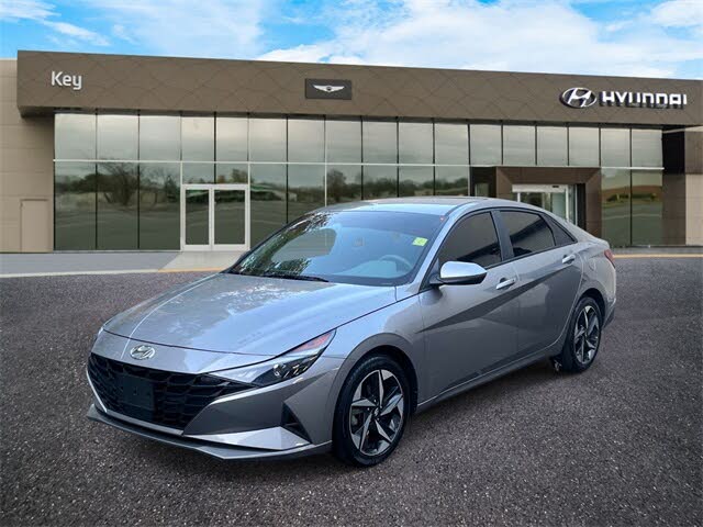 2023 Hyundai Elantra SEL FWD