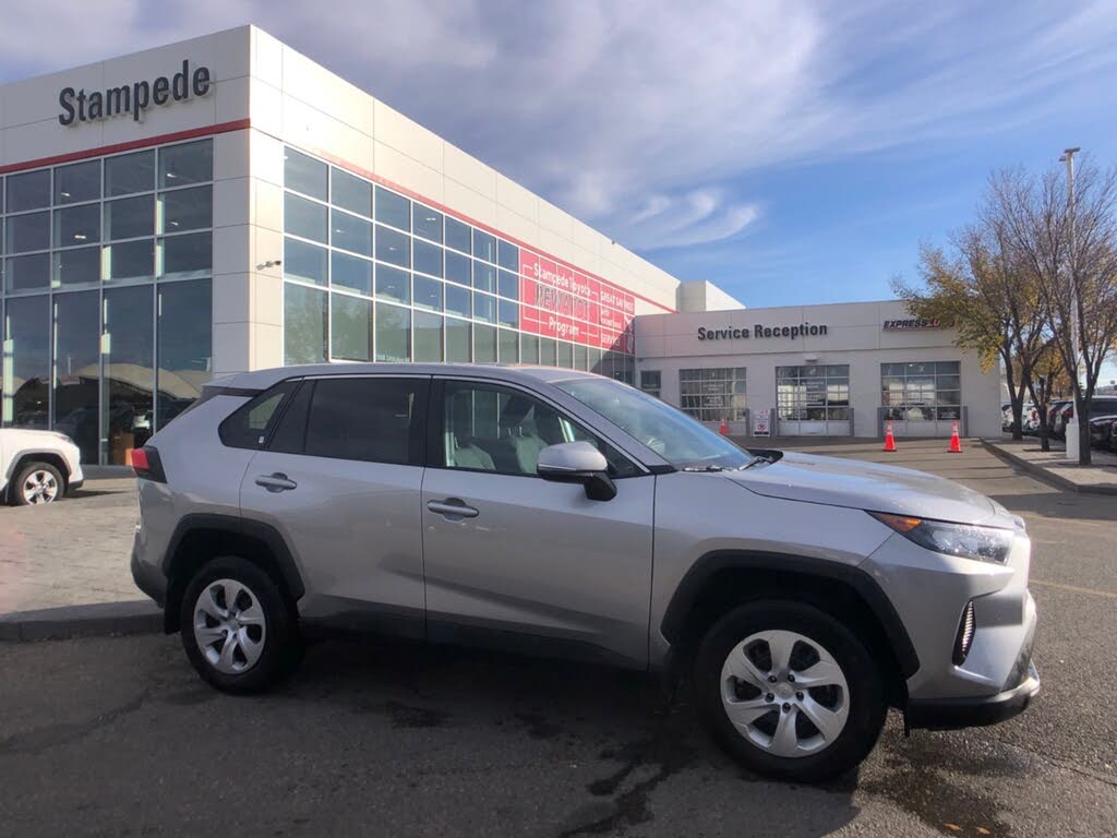 2024 Toyota RAV4 LE AWD