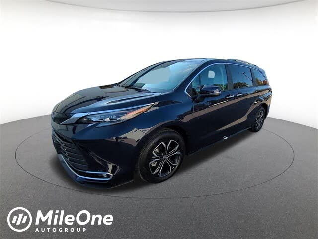 2025 Toyota Sienna Platinum 7-Passenger AWD