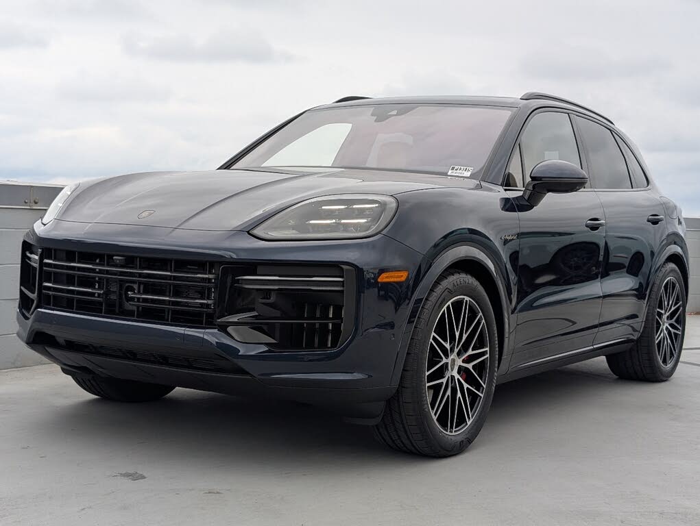 2025 Porsche Cayenne Turbo GT AWD