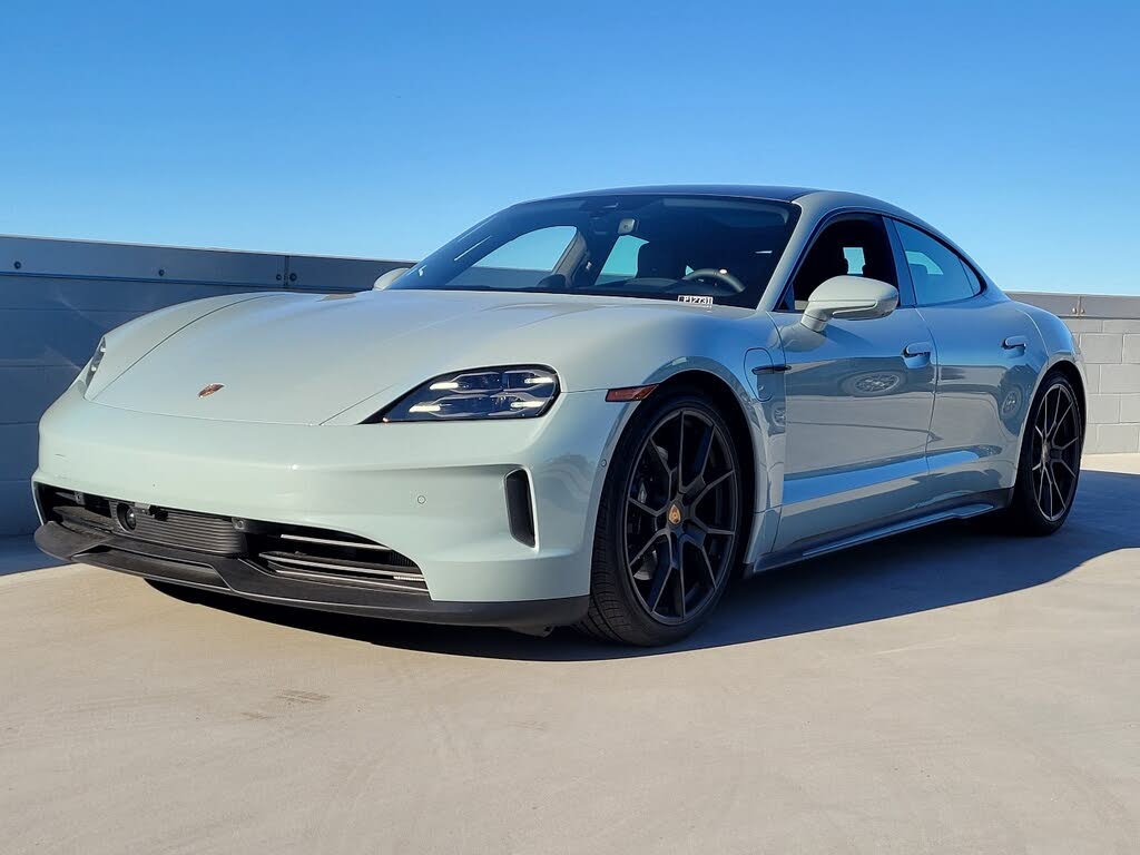 2025 Porsche Taycan