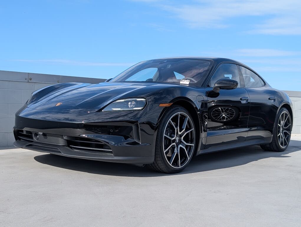 2026 Porsche Taycan 4 Sedan AWD