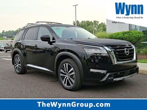 Nissan Pathfinder Platinum 4WD