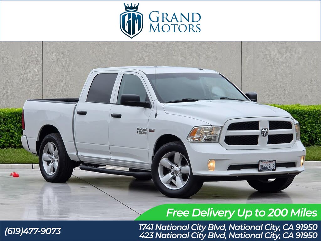2016 RAM 1500 Express Crew Cab RWD