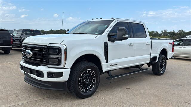2025 Ford F-250 Super Duty Platinum Crew Cab 4WD