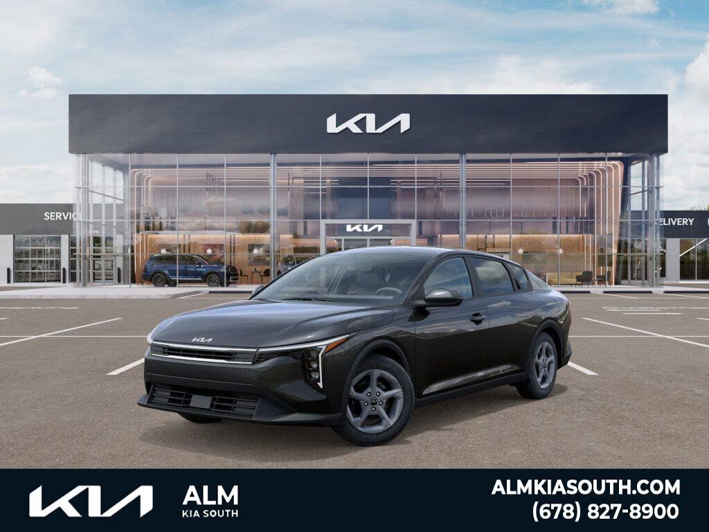 2025 Kia K4 LXS FWD