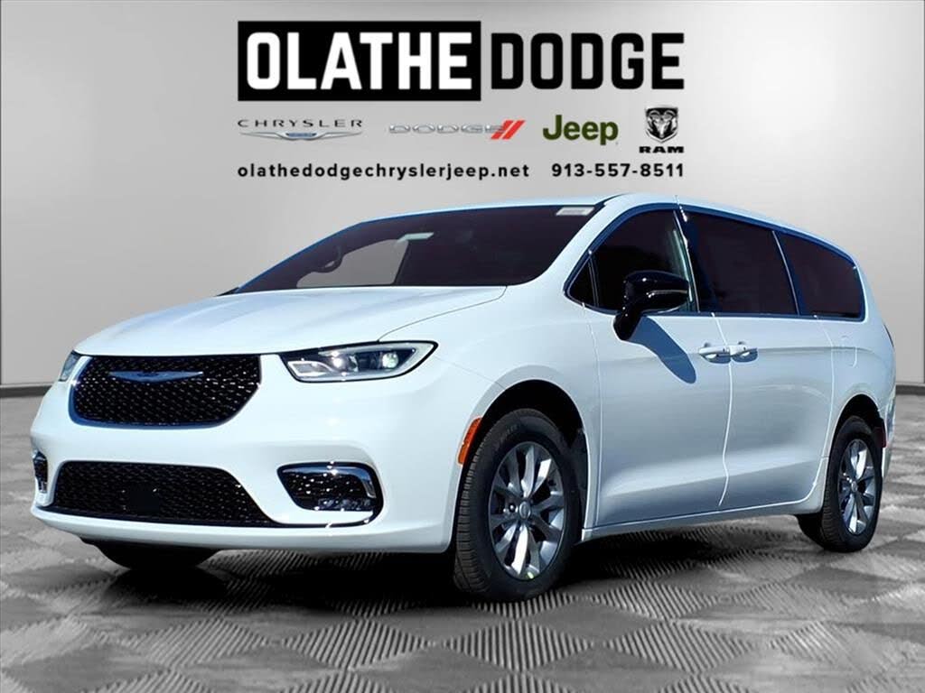 2026 Chrysler Pacifica Select AWD