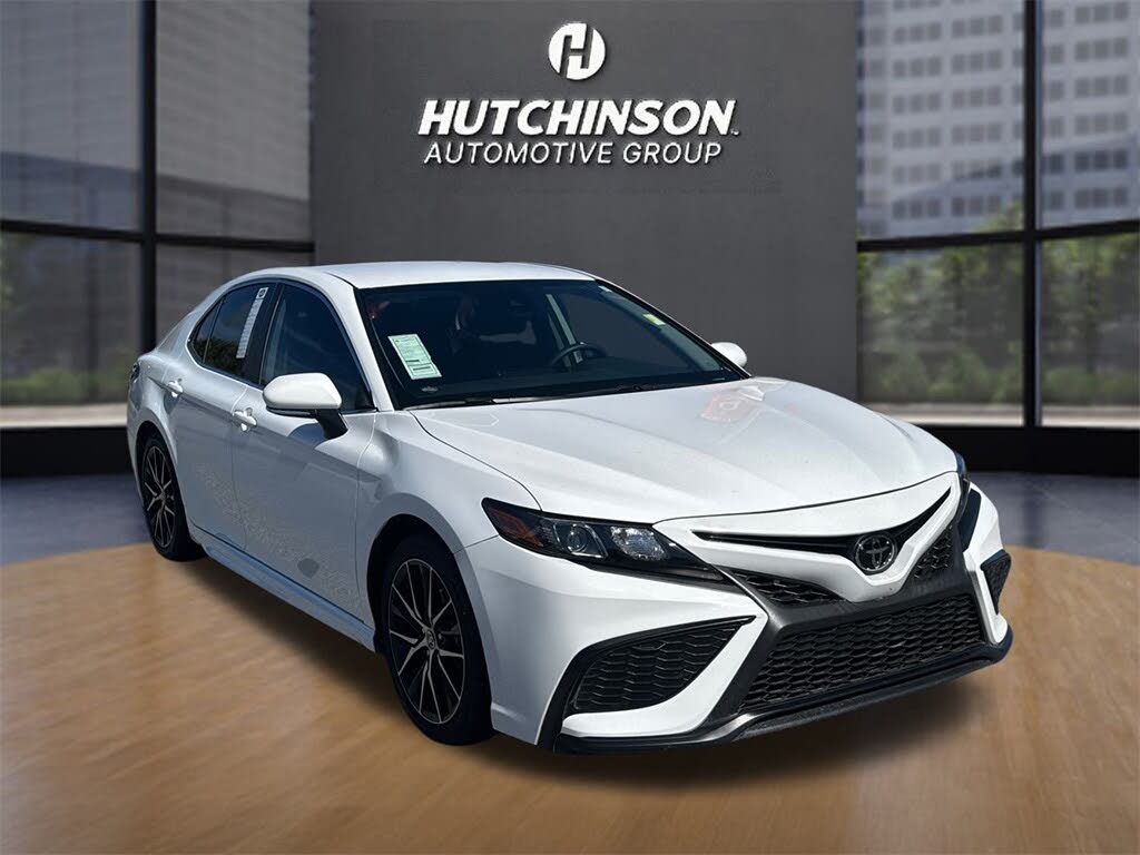 2023 Toyota Camry SE FWD