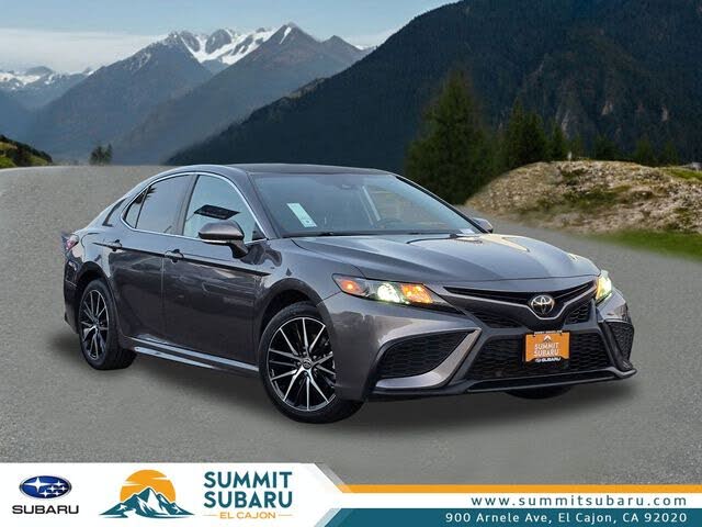 2024 Toyota Camry SE FWD