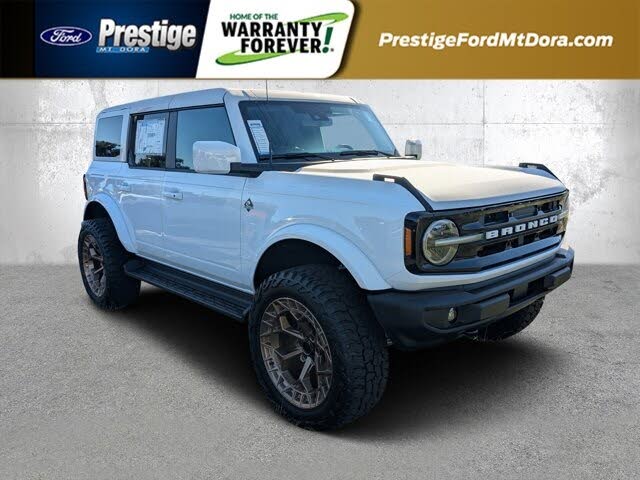 2025 Ford Bronco Outer Banks 4-Door 4WD