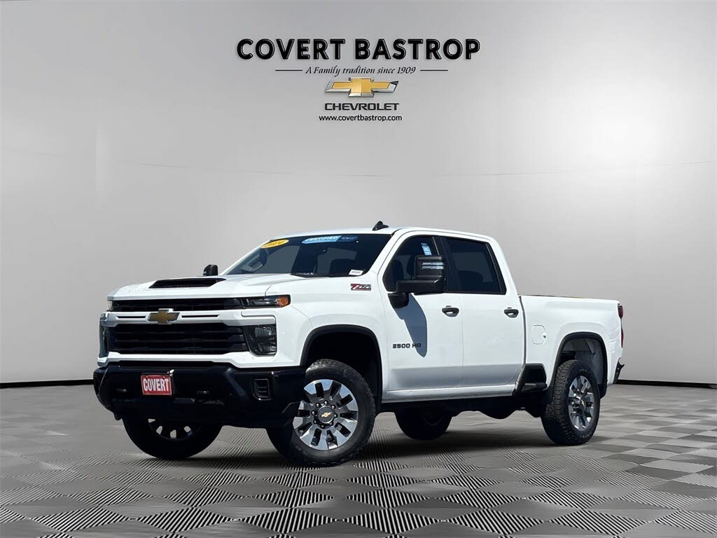 2024 Chevrolet Silverado 2500HD Custom Crew Cab 4WD