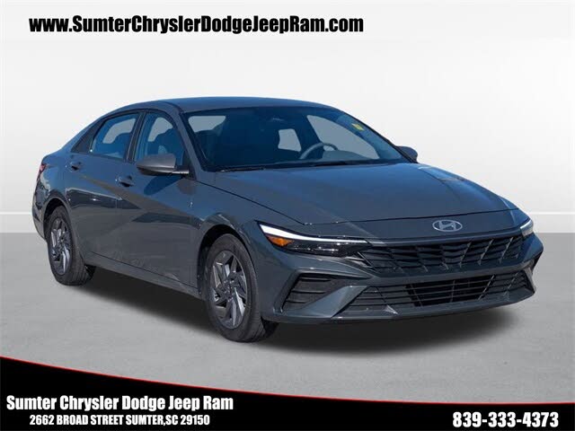 2024 Hyundai Elantra SEL FWD