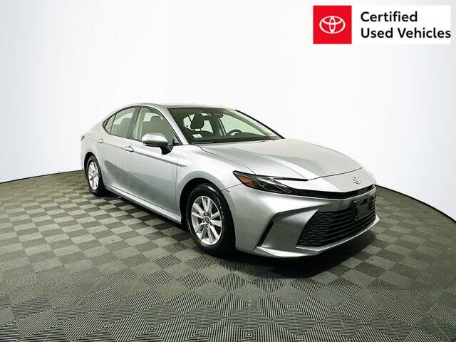 2025 Toyota Camry LE FWD