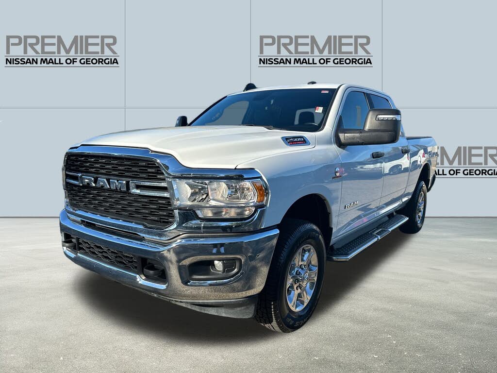2024 RAM 2500 Big Horn Crew Cab 4WD