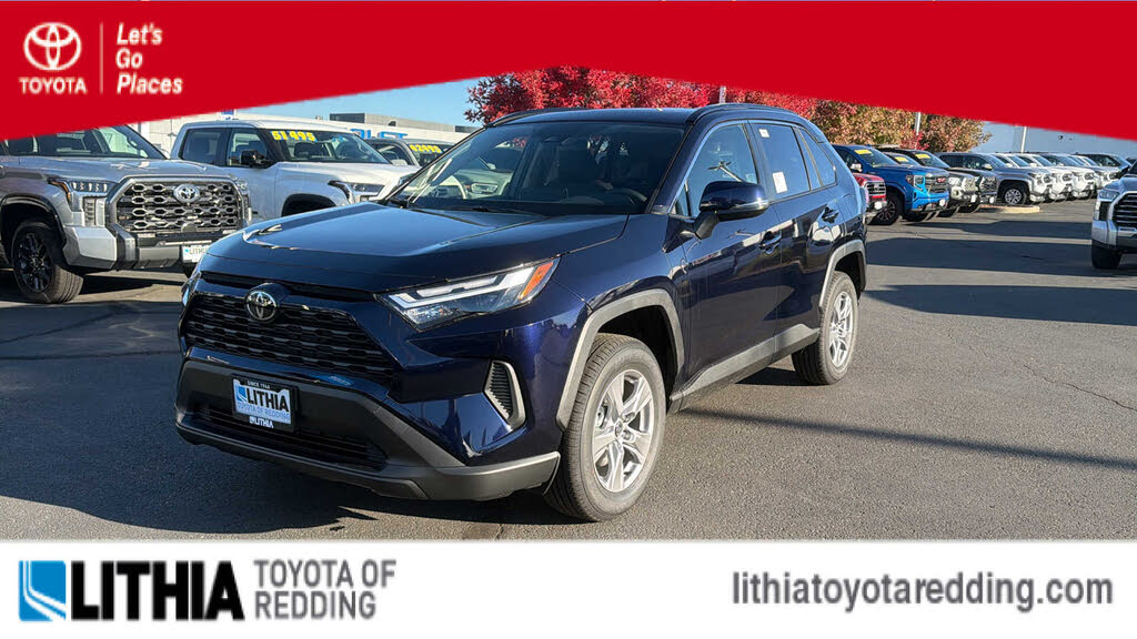 2025 Toyota RAV4 XLE FWD