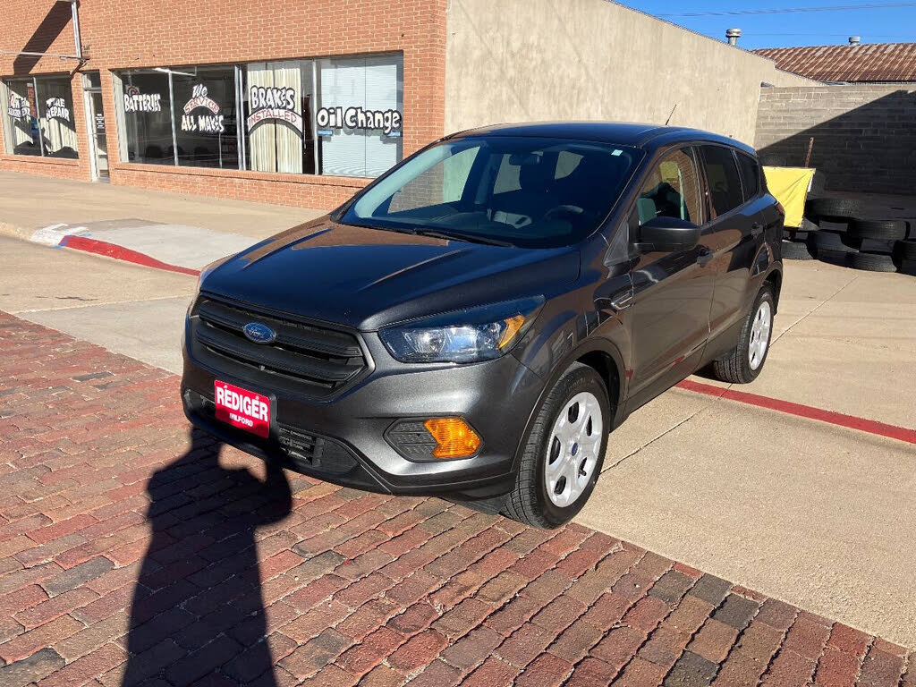2018 Ford Escape S FWD