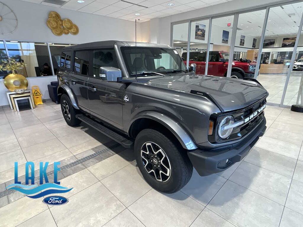 2022 Ford Bronco Outer Banks Advanced 4-Door 4WD