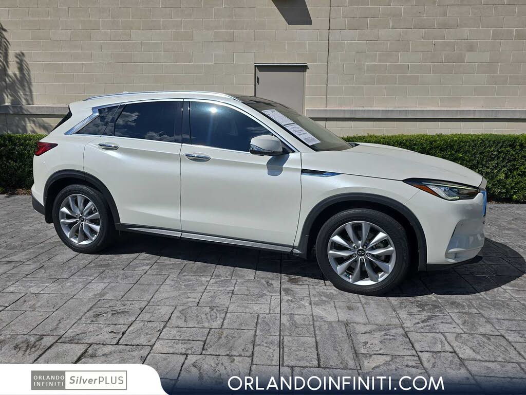 2022 INFINITI QX50 Essential FWD
