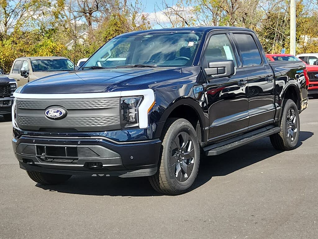 2025 Ford F-150 Lightning Flash SuperCrew AWD