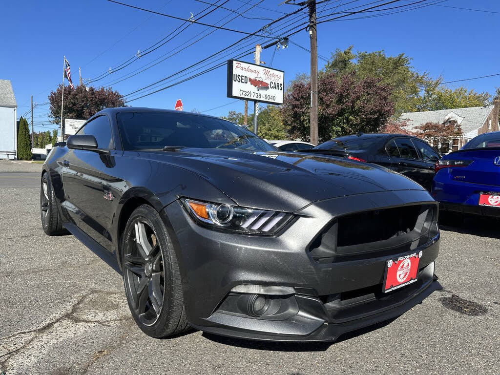 2015 Ford Mustang GT Premium Coupe RWD