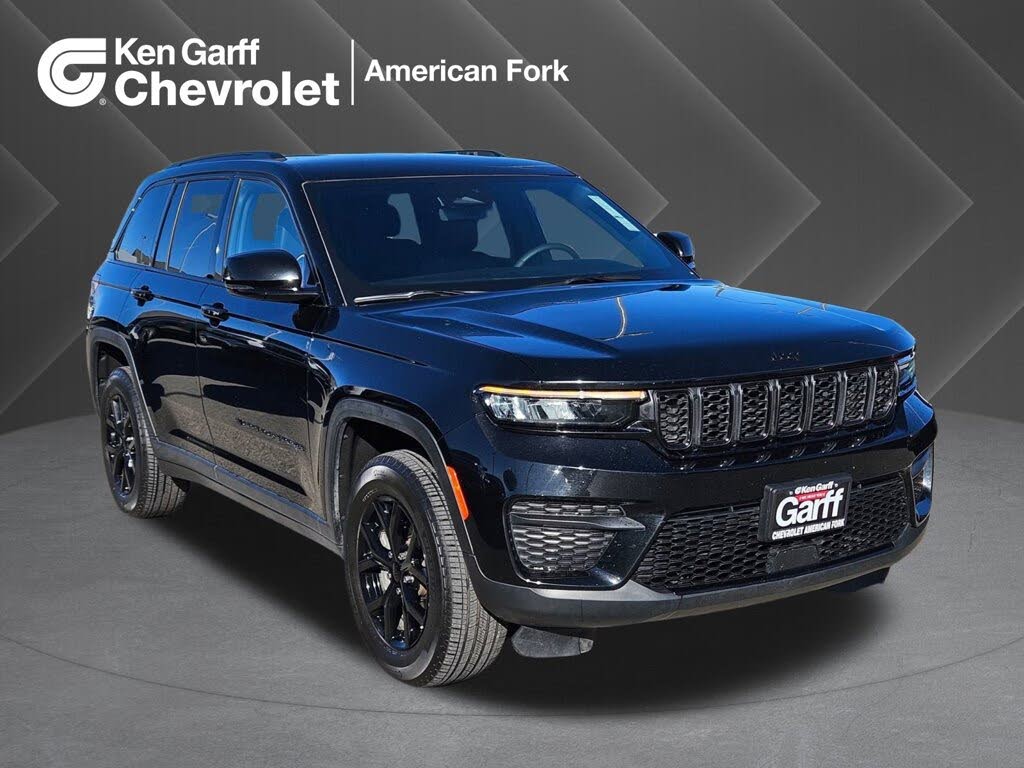 2024 Jeep Grand Cherokee Altitude 4WD