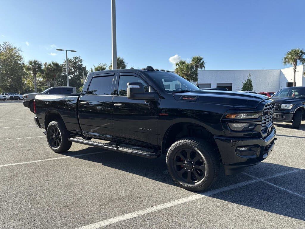 2025 RAM 2500 Big Horn Crew Cab 4WD