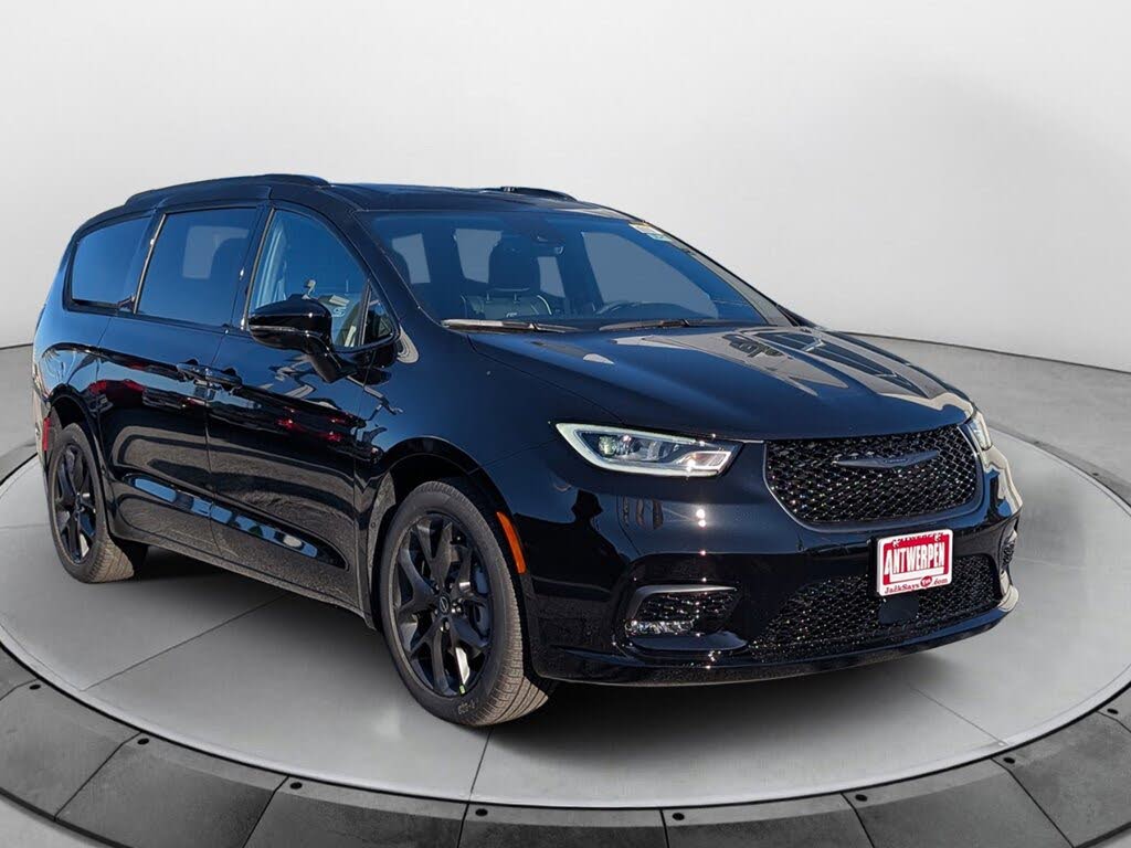 2026 Chrysler Pacifica Limited AWD