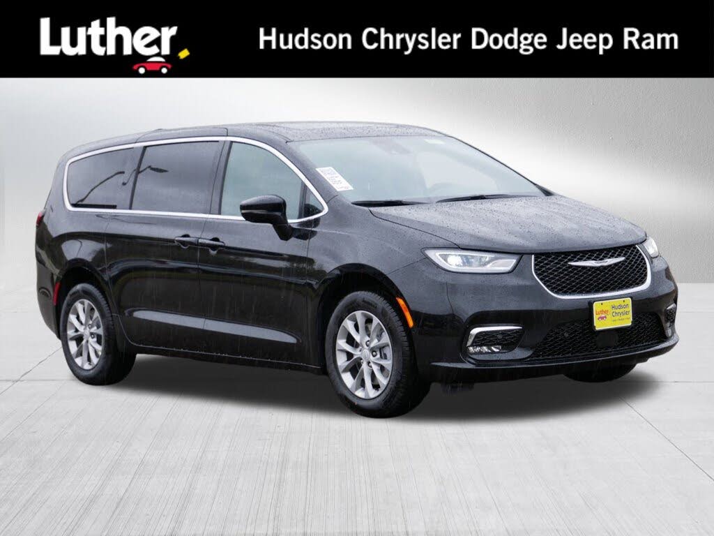 2026 Chrysler Pacifica Select AWD