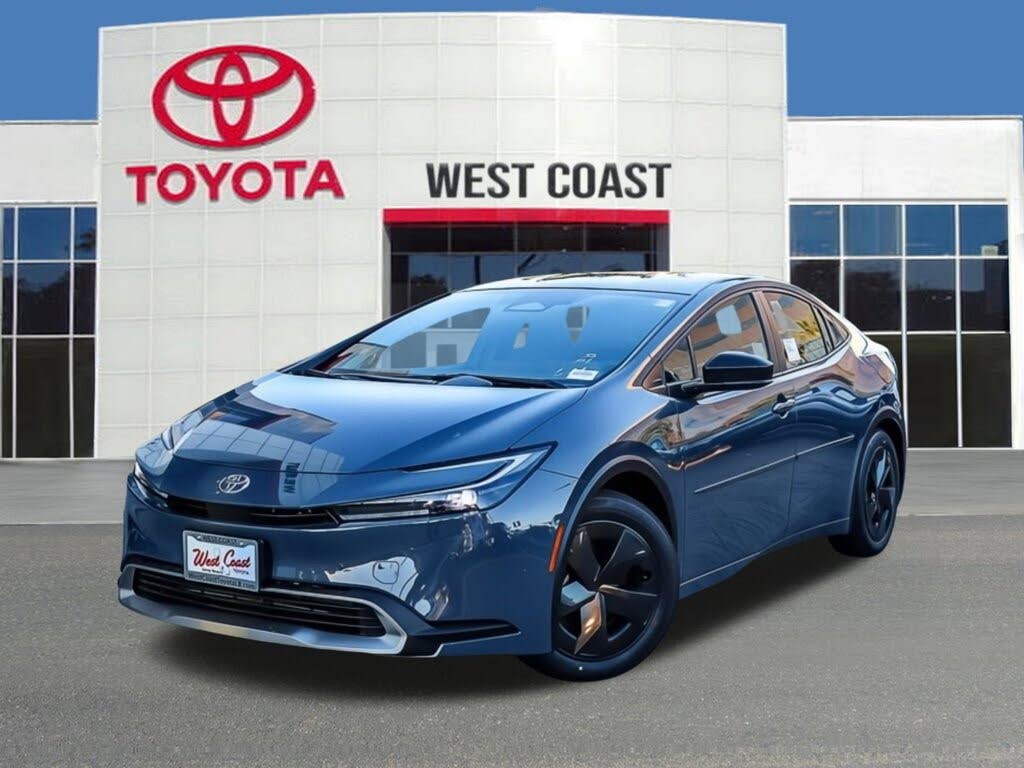 2026 Toyota Prius Plug-In Hybrid SE FWD