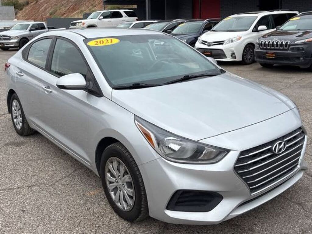 2021 Hyundai Accent SE FWD