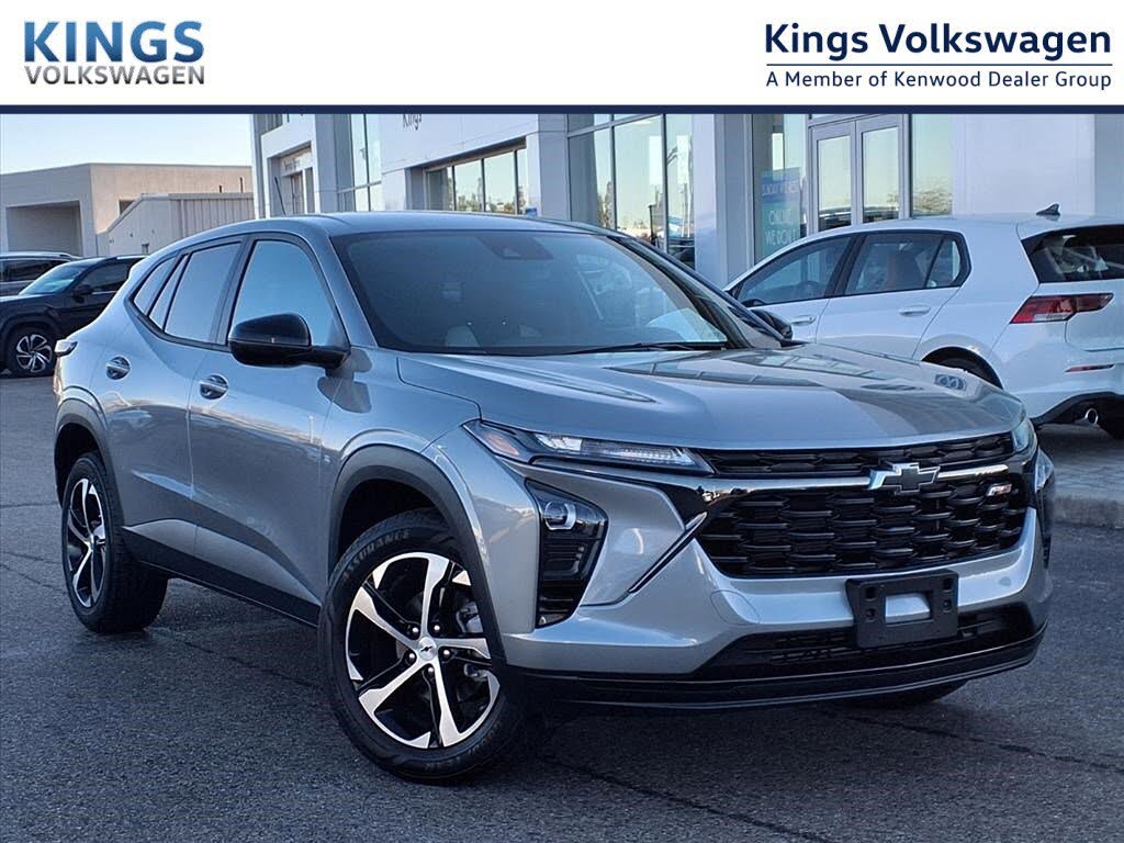 2024 Chevrolet Trax RS with 1RS FWD