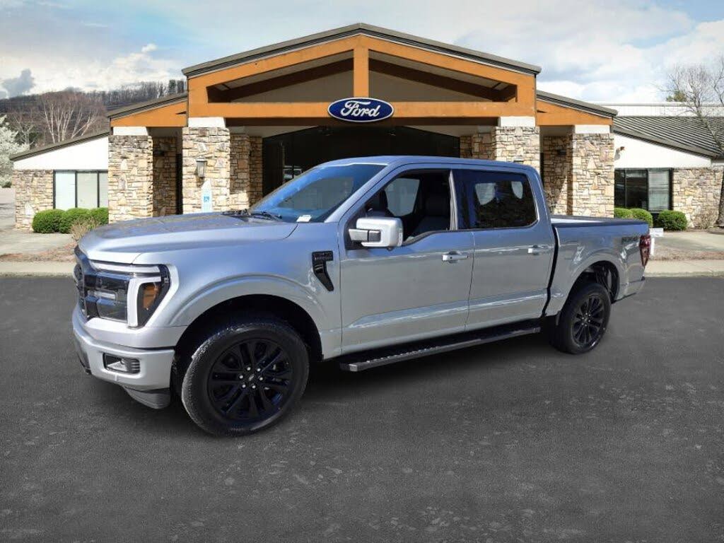 2025 Ford F-150 Lariat SuperCrew 4WD
