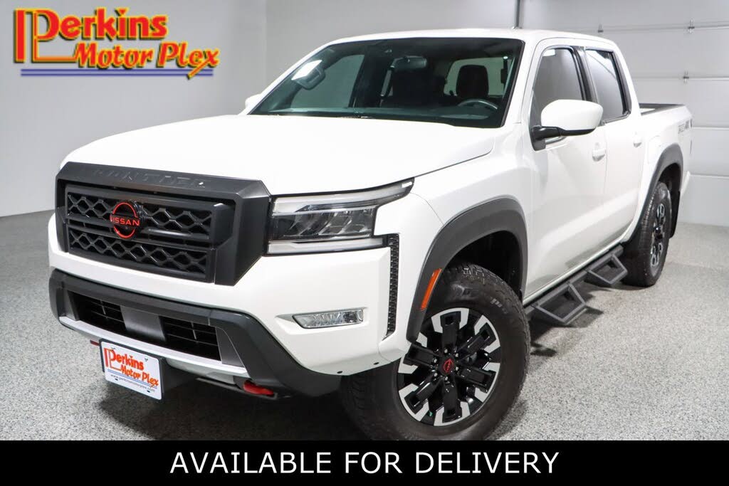 2024 Nissan Frontier PRO-4X Crew Cab 4WD