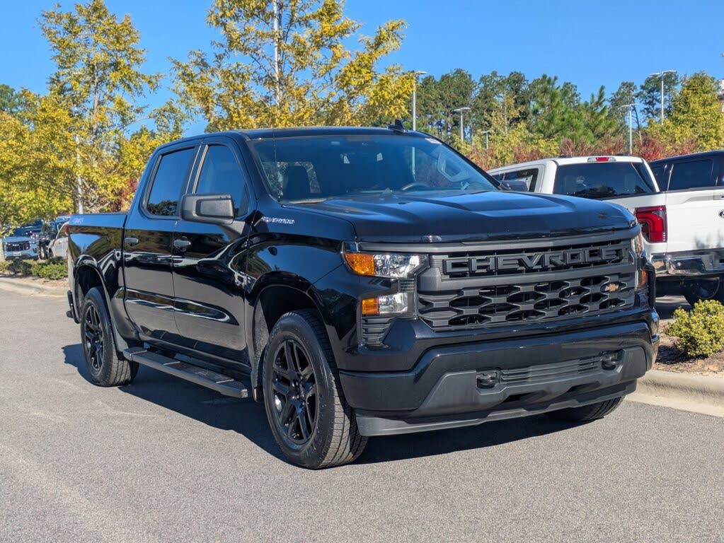 2024 Chevrolet Silverado 1500 Custom Crew Cab 4WD
