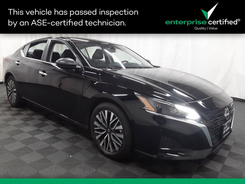 2024 Nissan Altima 2.5 SV FWD