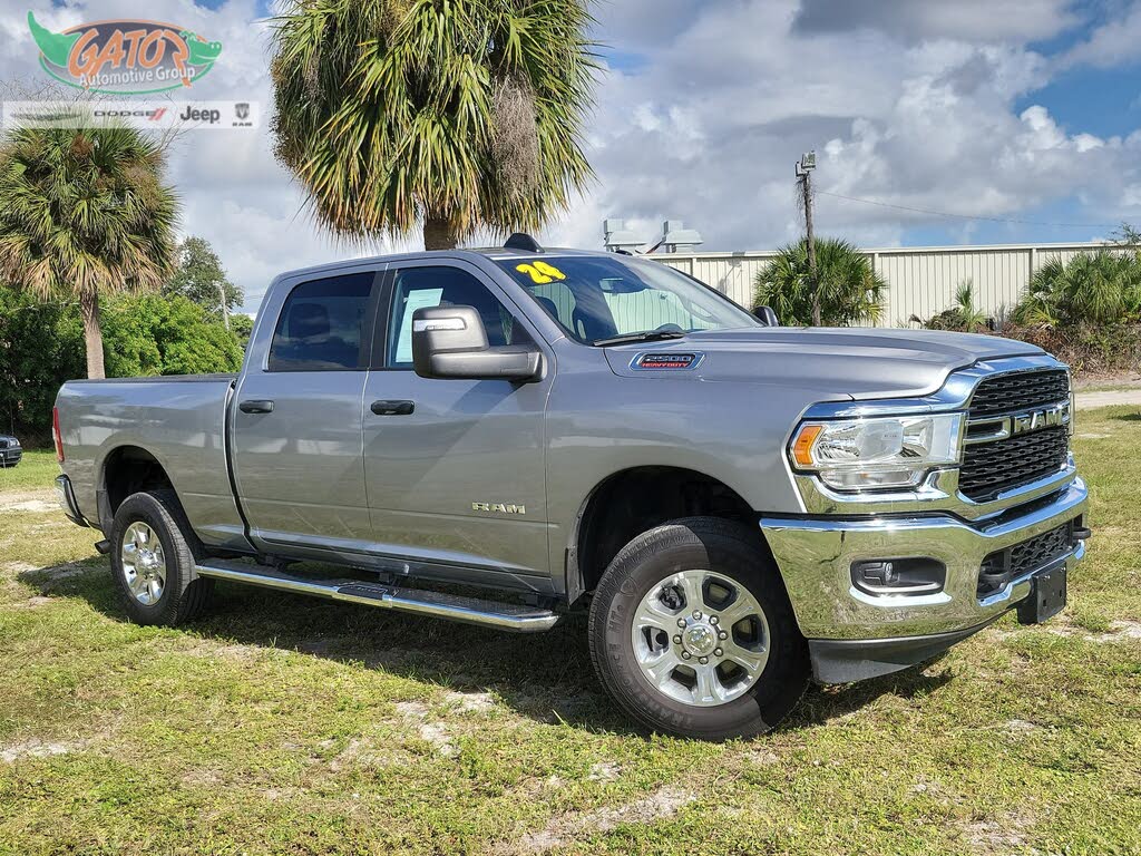 2024 RAM 2500 Big Horn Crew Cab 4WD