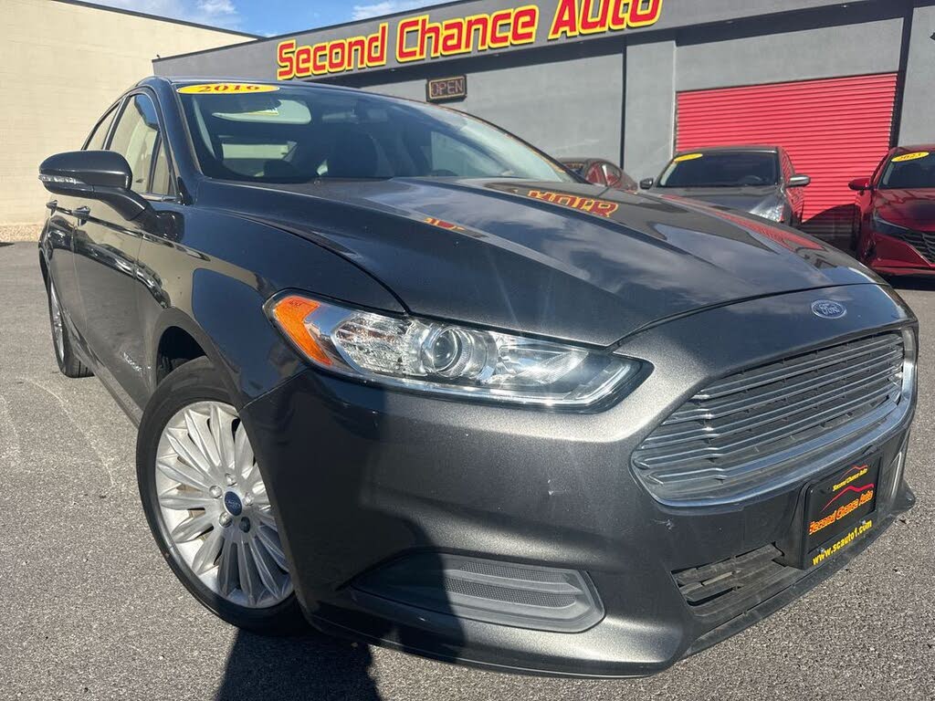 2016 Ford Fusion Hybrid SE FWD