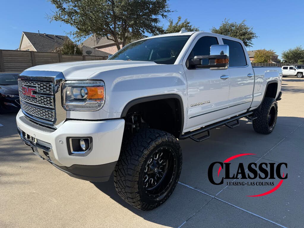 2018 GMC Sierra 2500HD Denali Crew Cab SB 4WD
