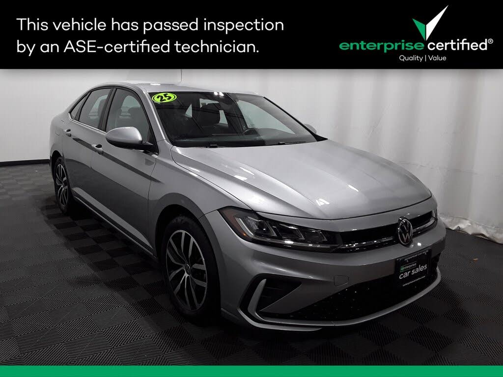 2025 Volkswagen Jetta SE FWD