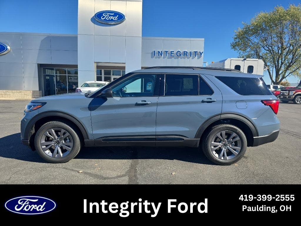 2026 Ford Explorer Active AWD