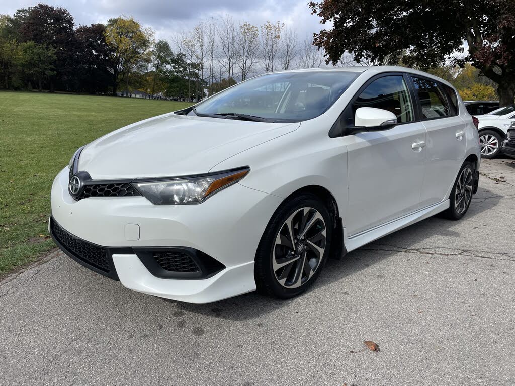 2016 Scion iM Base